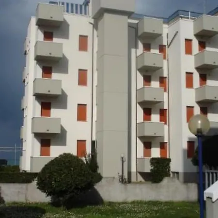 Appartamento 'mare Blu 7' In Strandnaehe By Interhome